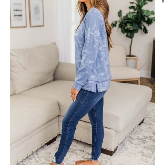 Pullover - Picture 4 of 4